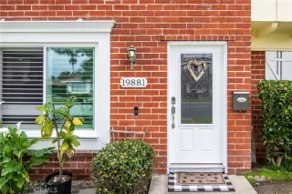 Photo #2: OC23099597 Listing 