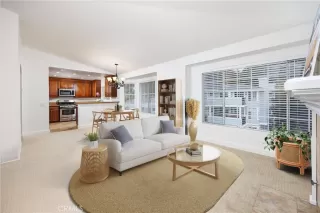 Photo #2: OC23099708 Listing