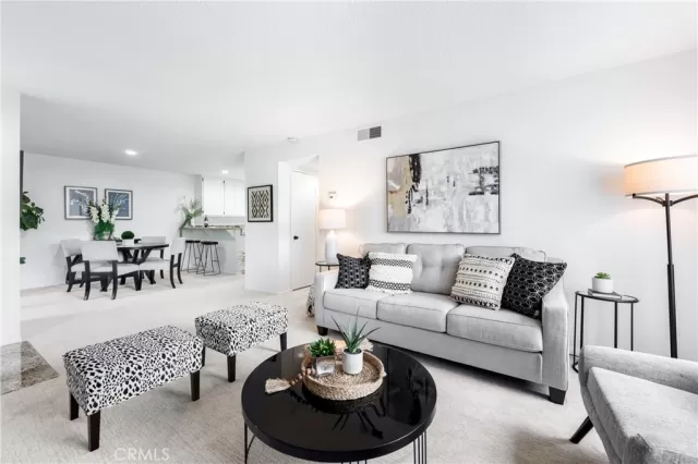 MLS: OC23099727 Condo For Sale