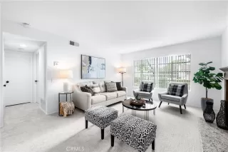 Photo #5: OC23099727 Listing