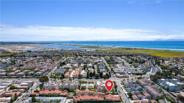 MLS: OC23099770 Condo For Sale