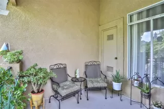 Photo #6: OC23099980 Listing 