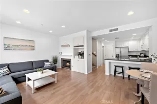 Photo #2: OC23100146 Listing