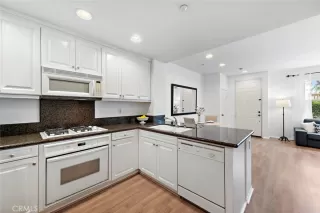 Photo #5: OC23100146 Listing