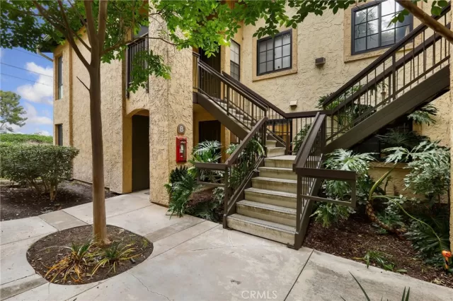 MLS: OC23100280 Condo For Sale