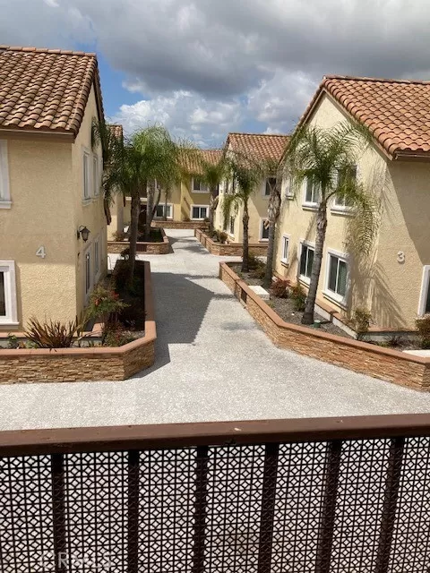 MLS: OC23101090 Condo For Sale