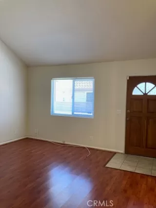 Photo #2: OC23101090 Listing