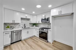 Photo #2: OC23101244 Listing 