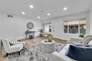 Photo #5: OC23101244 Listing 