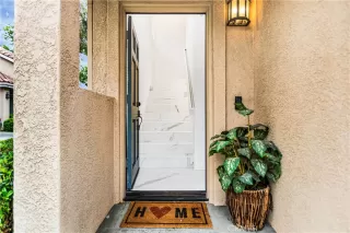 Photo #4: OC23101263 Listing 