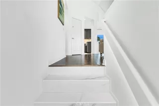 Photo #6: OC23101263 Listing 