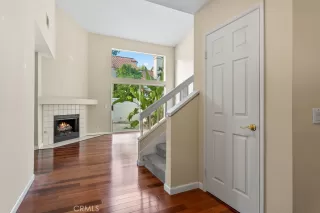 Photo #5: OC23101471 Listing 