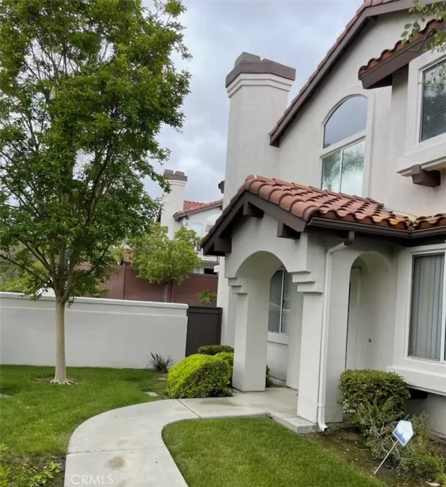 MLS: OC23101793 Condo For Sale