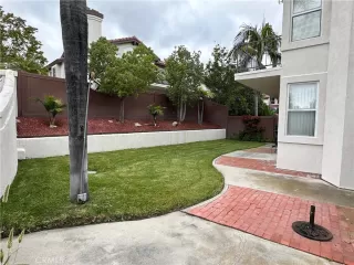 Photo #2: OC23101793 Listing 