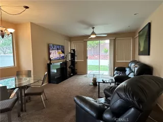 Photo #5: OC23101793 Listing 