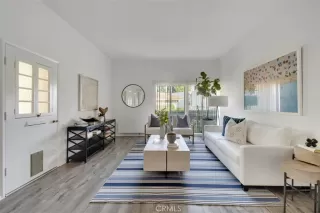 Photo #4: OC23102076 Listing