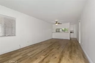 Photo #2: OC23102086 Listing 