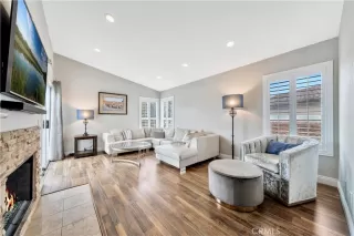 Photo #4: OC23102090 Listing 