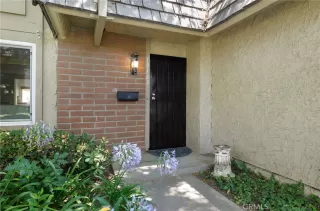 Photo #1: OC23102334 Listing 