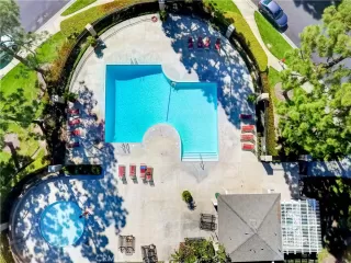 Photo #6: OC23102369 Listing 