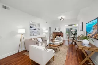 Photo #6: OC23102637 Listing 