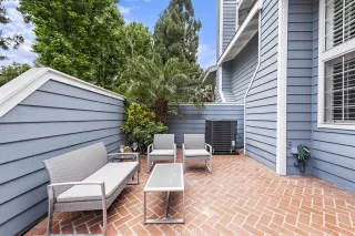 Photo #5: OC23102663 Listing