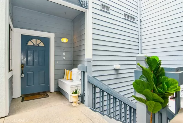 MLS: OC23102881 Condo For Sale