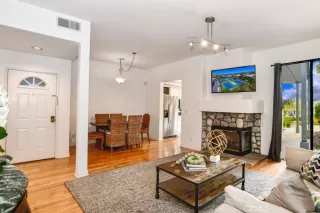 Photo #3: OC23102881 Listing 