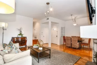 Photo #4: OC23102881 Listing 