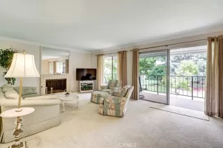 Photo #6: OC23103082 Listing