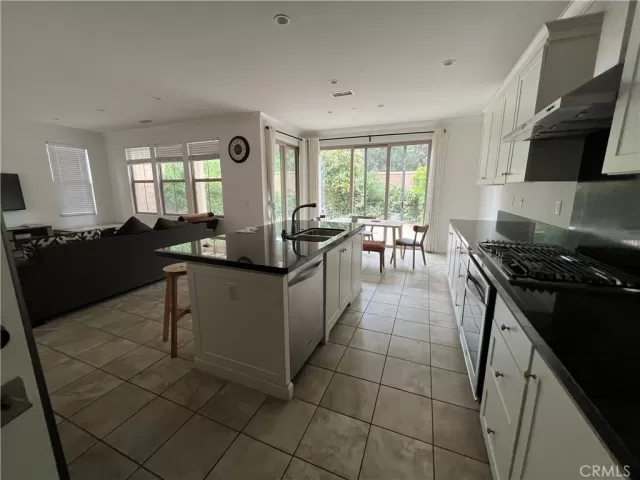 MLS: OC23103102 Condo For Sale