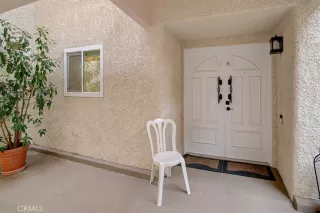 Photo #3: OC23103325 Listing