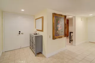 Photo #4: OC23103325 Listing