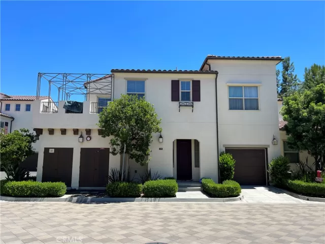 MLS: OC23103400 Condo For Sale