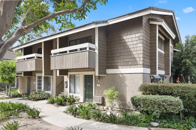 MLS: OC23103409 Condo For Sale