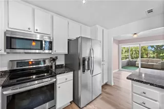 Photo #3: OC23103471 Listing 