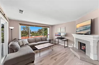 Photo #6: OC23103471 Listing 