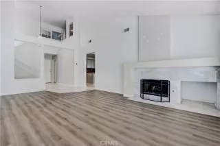 Photo #2: OC23103611 Listing 