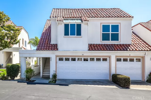 MLS: OC23103658 Condo For Sale