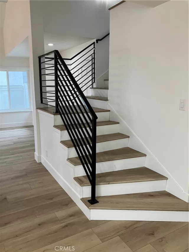 MLS: OC23103673 Condo For Sale