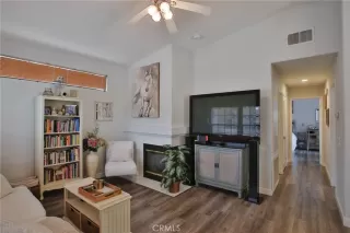 Photo #1: OC23104090 Listing