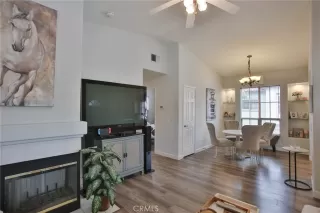 Photo #4: OC23104090 Listing