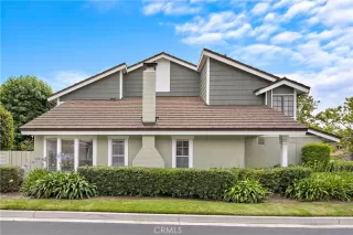 Photo #2: OC23104183 Listing