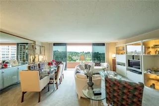 Photo #3: OC23104288 Listing