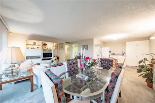 Photo #6: OC23104288 Listing