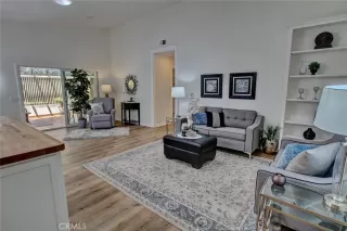 Photo #5: OC23104394 Listing