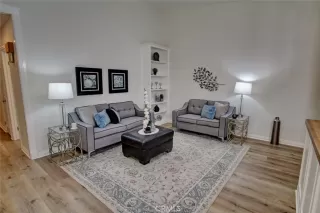 Photo #6: OC23104394 Listing