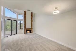 Photo #2: OC23104410 Listing