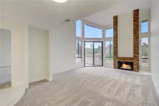 Photo #6: OC23104410 Listing