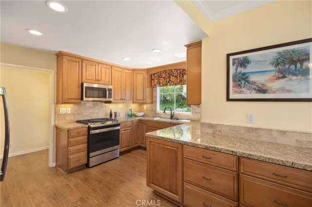 MLS: OC23104455 Condo For Sale